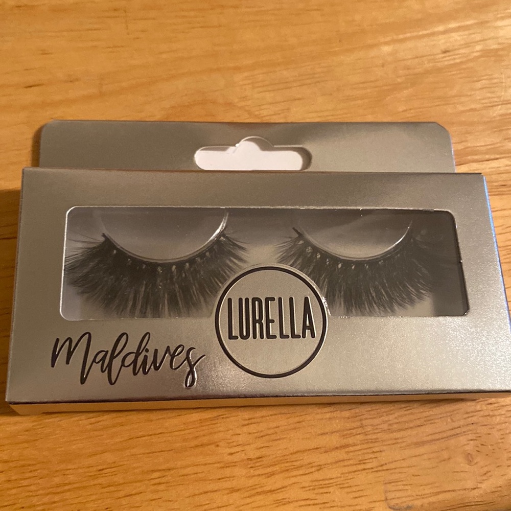 Lurella Maldives lashes